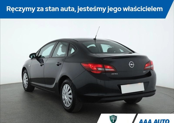 Opel Astra cena 27000 przebieg: 181910, rok produkcji 2015 z Sędziszów małe 172